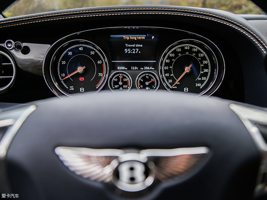 醉倒在飛馳的“溫柔鄉”