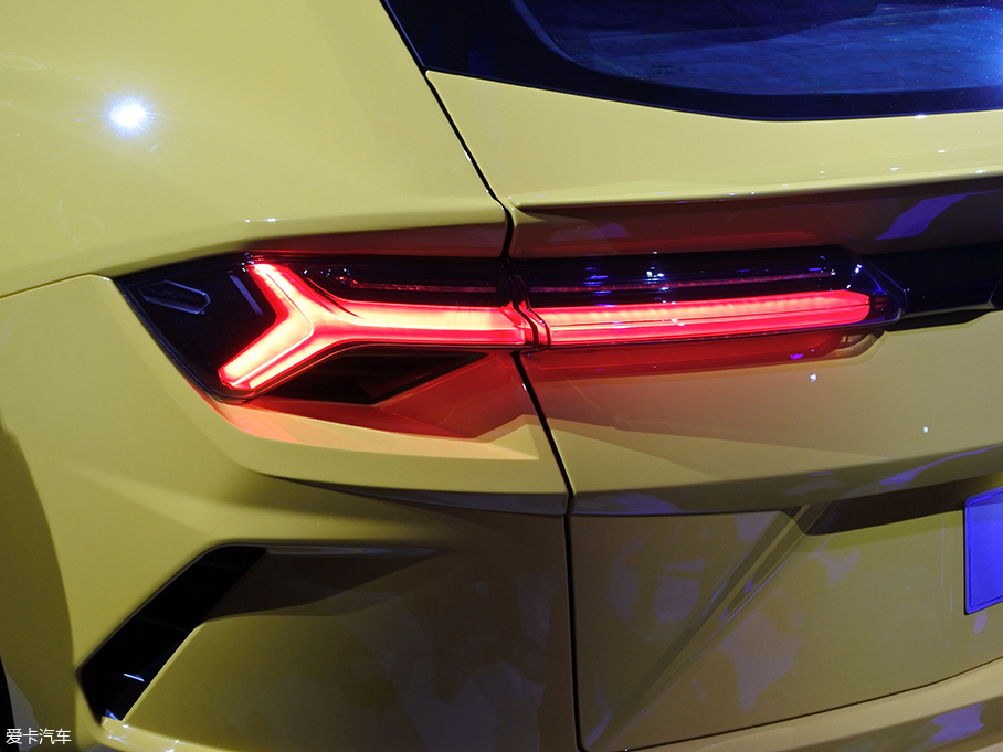 蘭博基尼Urus首發實拍