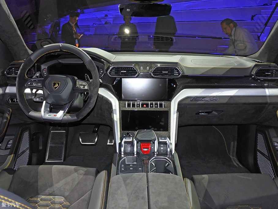 蘭博基尼Urus首發實拍