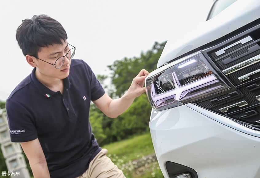 東風風行2019款風行T5L