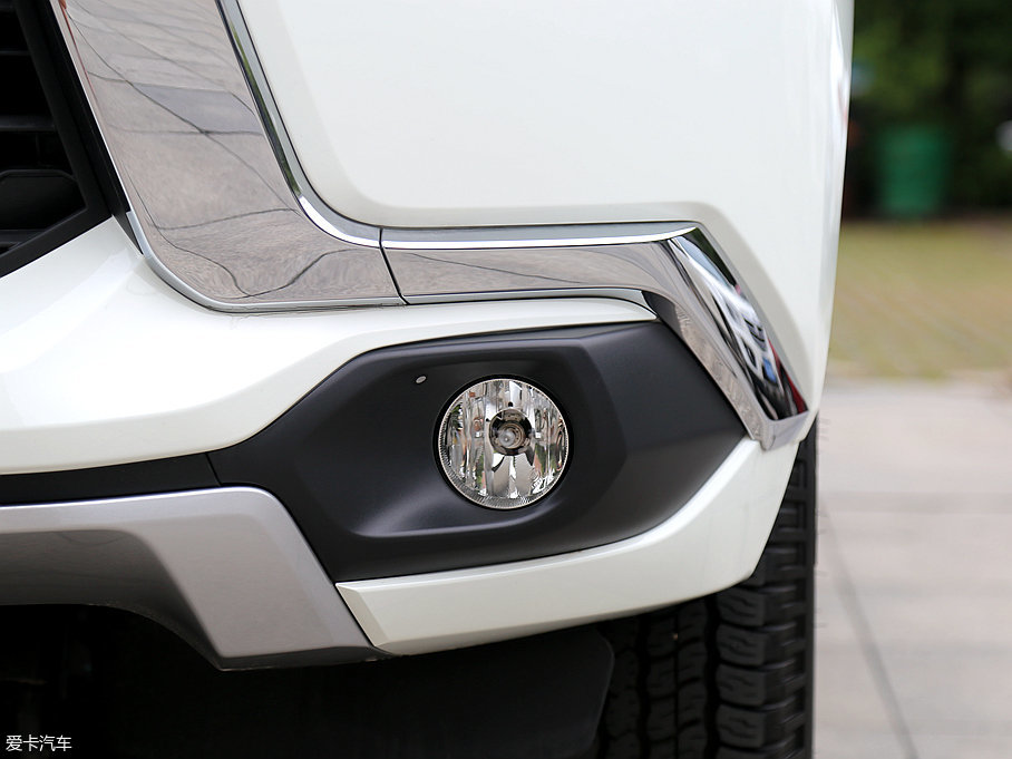 實拍全新帕杰羅