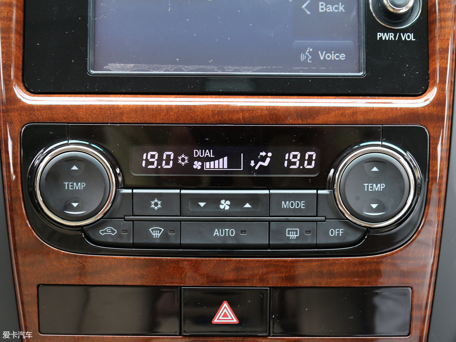 實拍全新帕杰羅