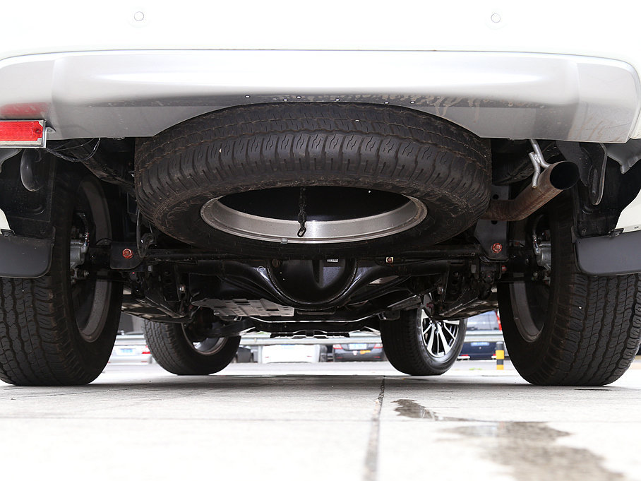 實(shí)拍全新帕杰羅