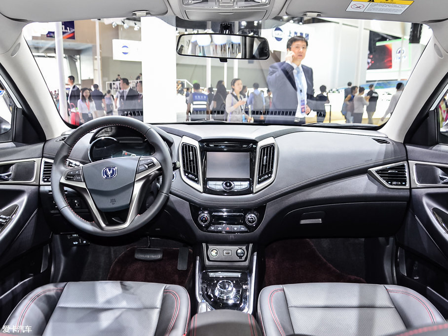 长安乘用车2018款逸动EV