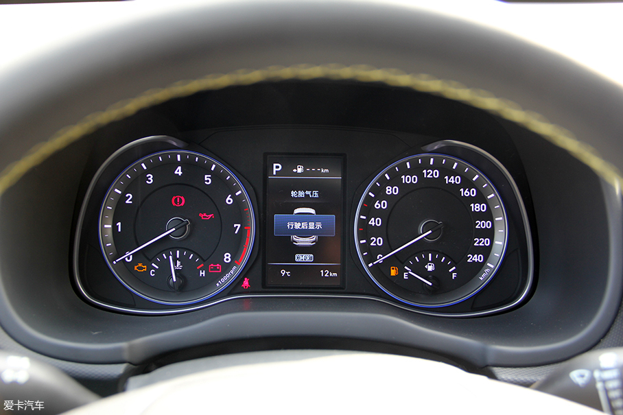 北京現代2018款昂希諾