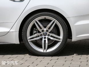 寶馬330i與奧迪A5該選誰(shuí)