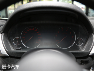 寶馬330i與奧迪A5該選誰