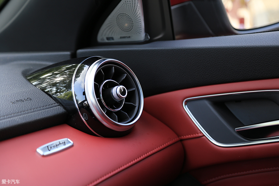 名爵HS對比實拍