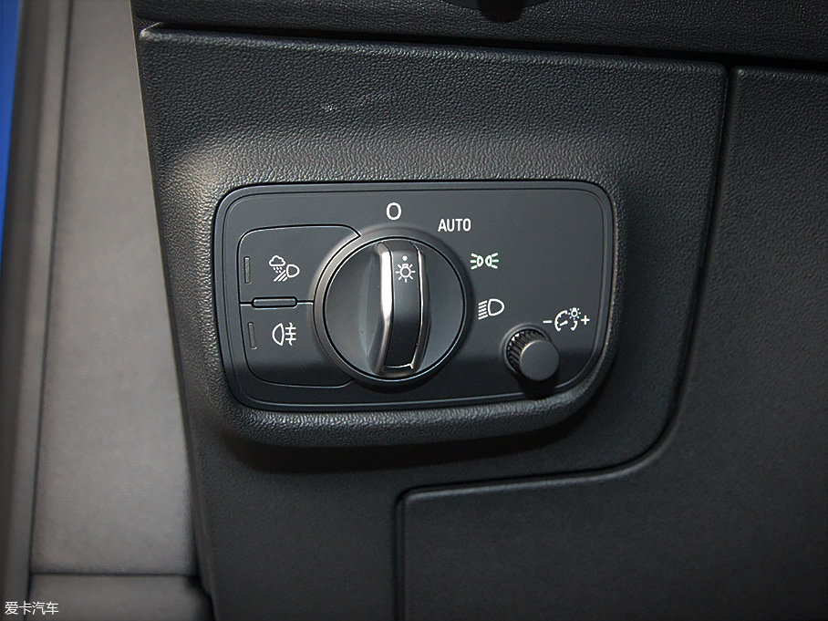 性感的性能野獸 實拍奧迪TT RS Coupe