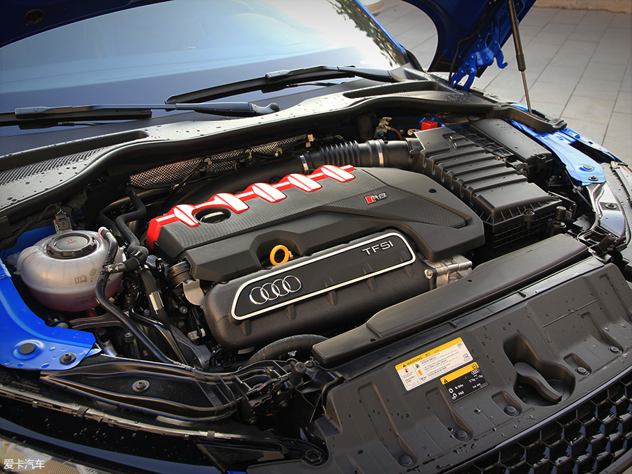 性感的性能野獸 實拍奧迪TT RS Coupe