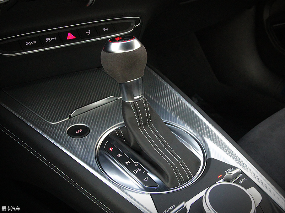 性感的性能野獸 實拍奧迪TT RS Coupe