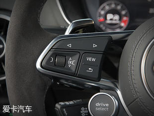 性感的性能野獸 實拍奧迪TT RS Coupe