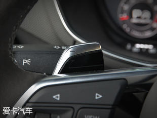 性感的性能野獸 實拍奧迪TT RS Coupe