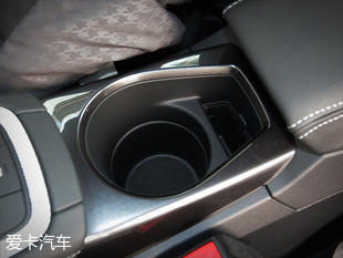 性感的性能野獸 實拍奧迪TT RS Coupe