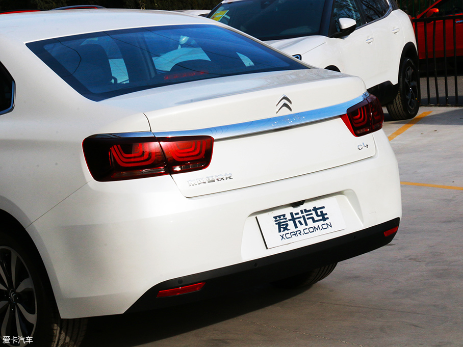 實拍2018款C4世嘉