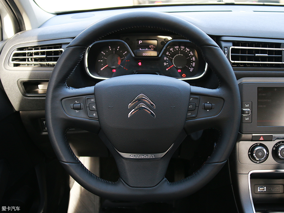 實拍2018款C4世嘉