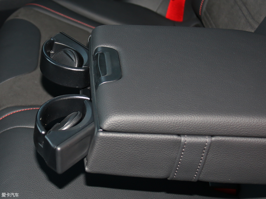 年度車空間測試SUV