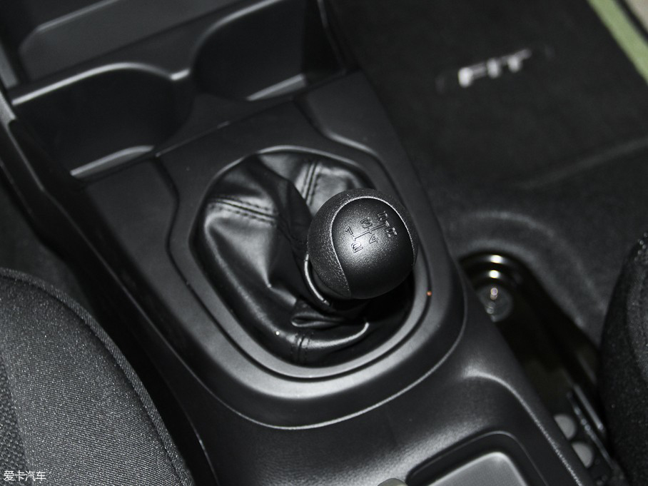 玩車還得MT 4款充滿樂趣的手動車型推薦