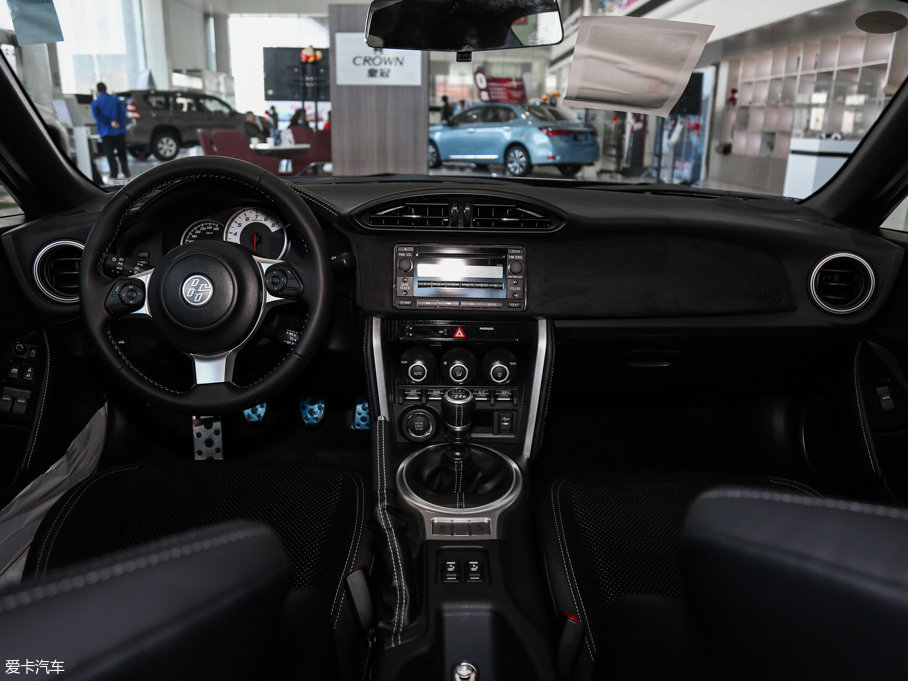 玩車還得MT 4款充滿樂趣的手動車型推薦