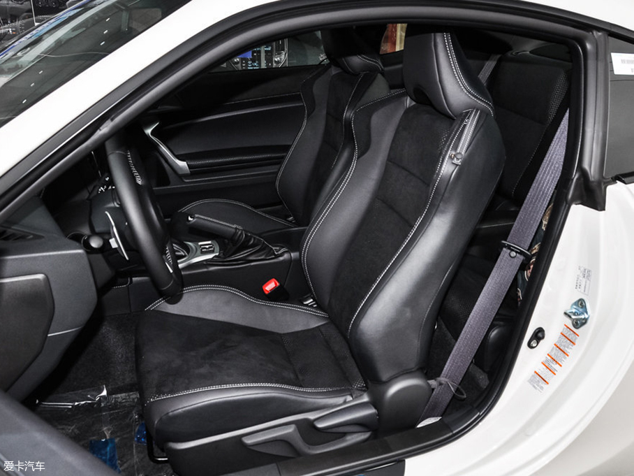 玩車還得MT 4款充滿樂趣的手動車型推薦