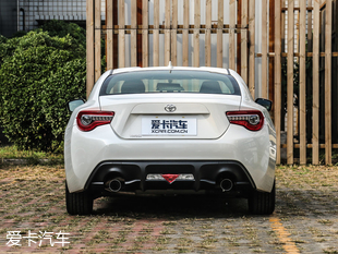 玩車還得MT 4款充滿樂趣的手動車型推薦