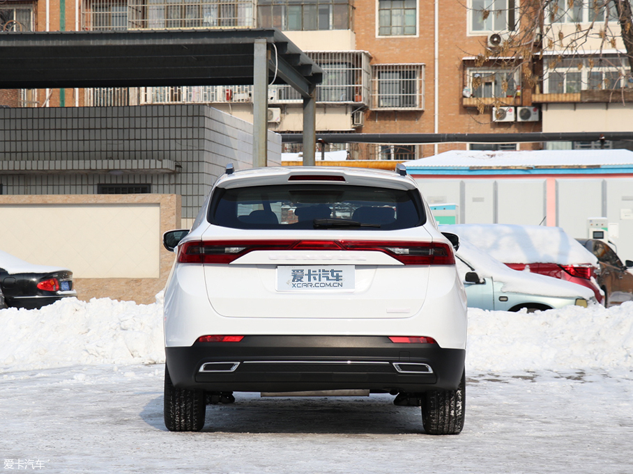 不斷加快前進的腳步 愛卡實拍駿派T086