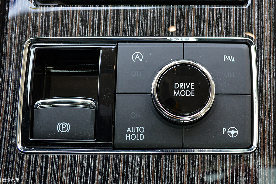 愛卡實拍全新林肯領(lǐng)航員總統(tǒng)版