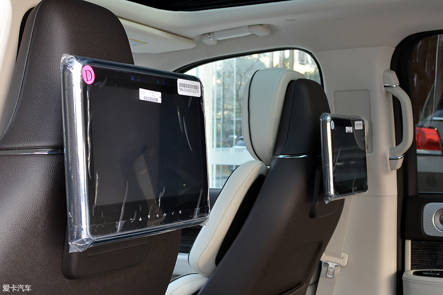 愛卡實拍全新林肯領航員總統版