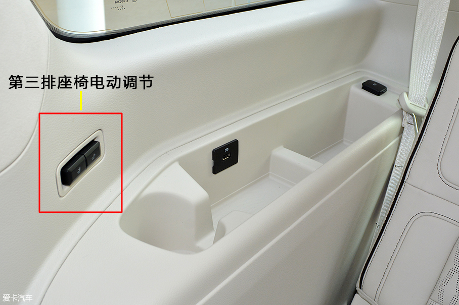 愛卡實拍全新林肯領航員總統版