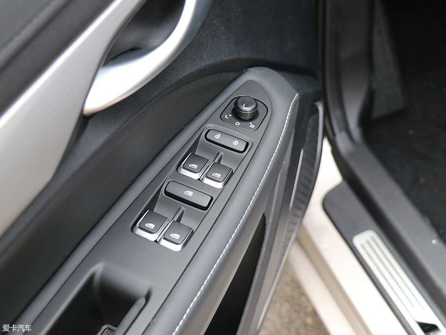 煥然一新再出發 靜態體驗全新吉利帝豪