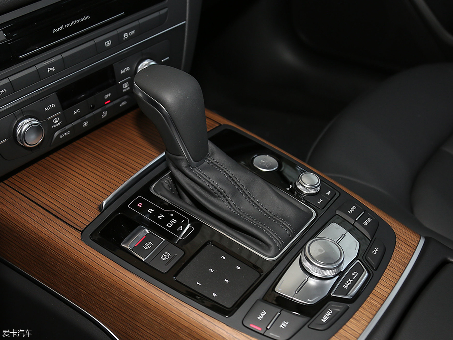 V6自然吸氣發動機