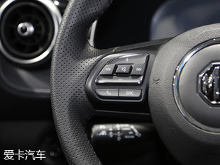 名爵6插電混動版