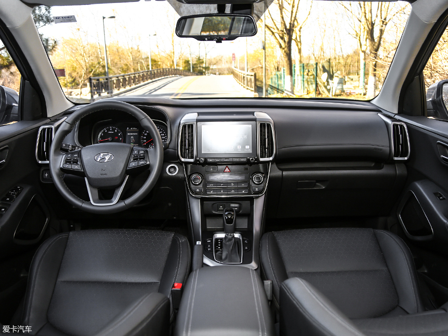 15万SUV