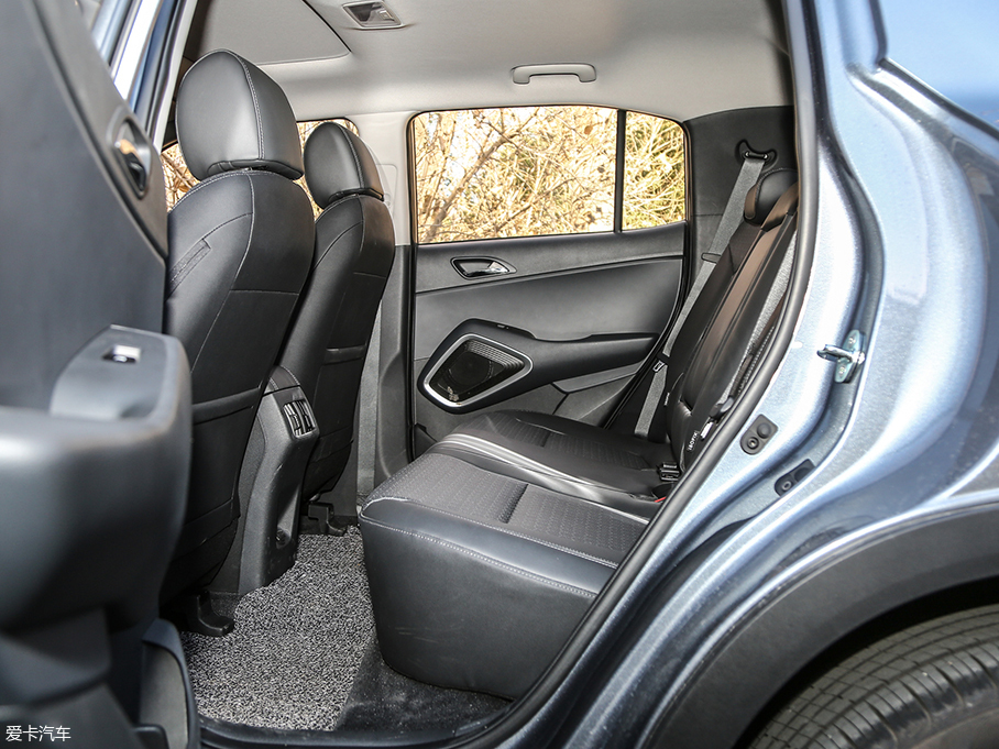 15万SUV