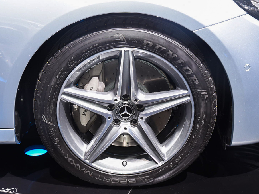 奧迪A6對比奔馳E級