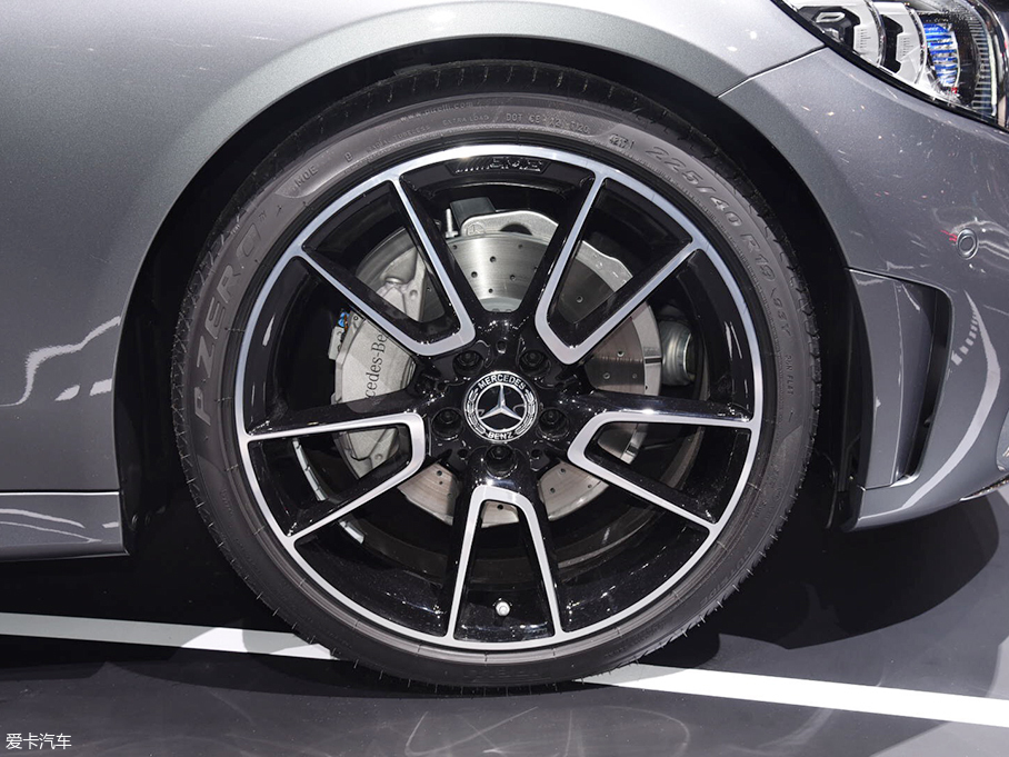 2018日內(nèi)瓦車展；V60；沃爾沃；奔馳；C級旅行版