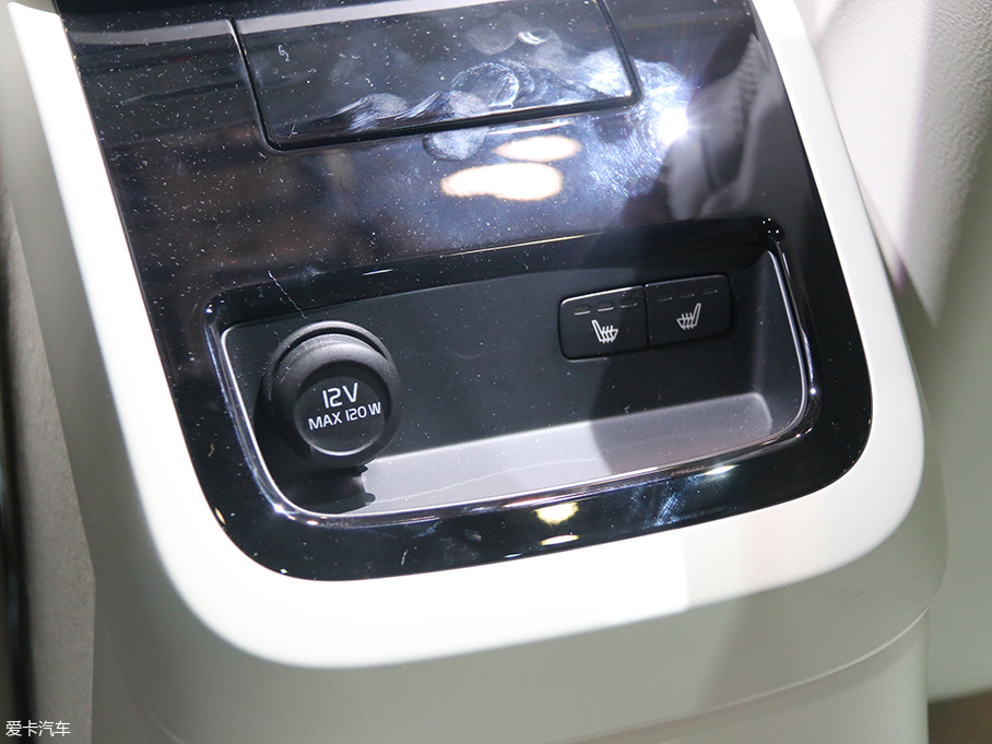 2018日內瓦車展；V60；沃爾沃；奔馳；C級旅行版