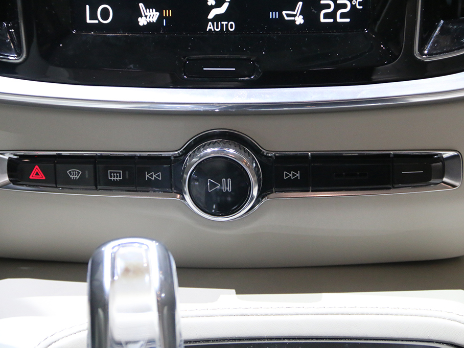 2018日內(nèi)瓦車展；V60；沃爾沃；奔馳；C級旅行版