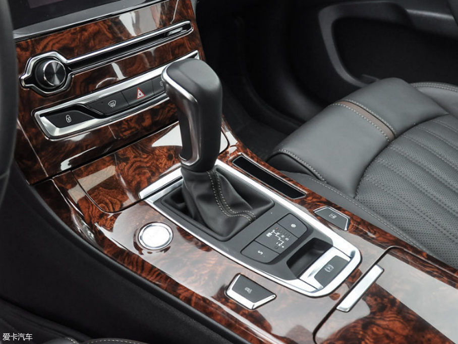 國產(chǎn)中大型車