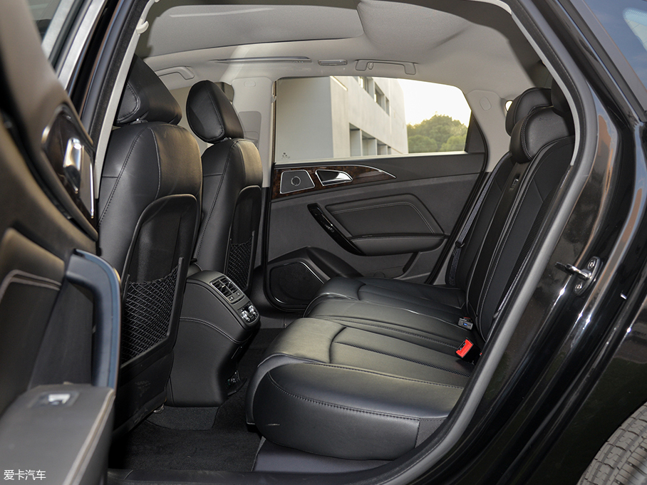 國產(chǎn)中大型車