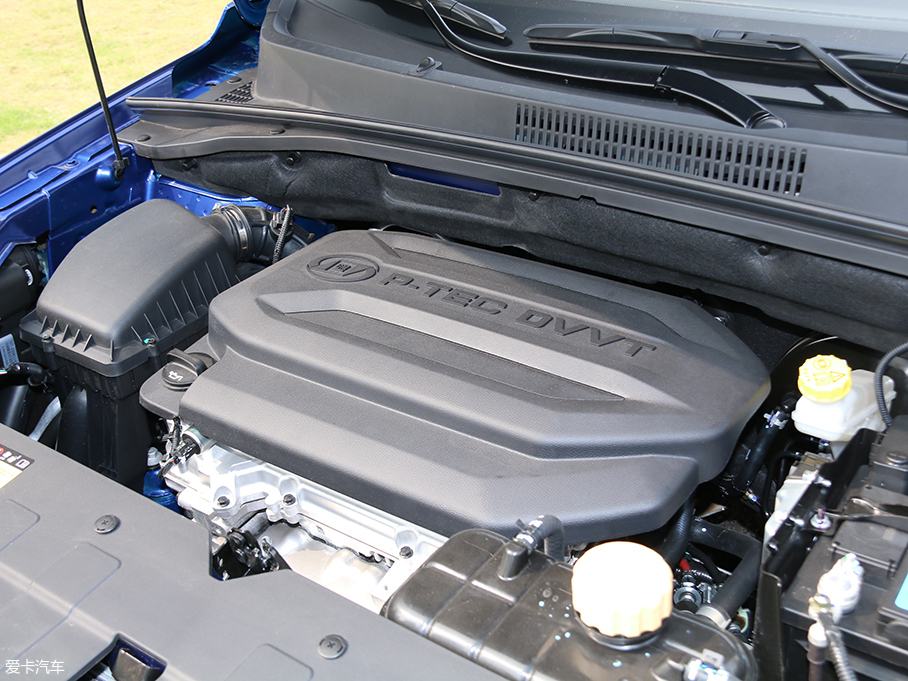 愛卡實拍全新寶駿360