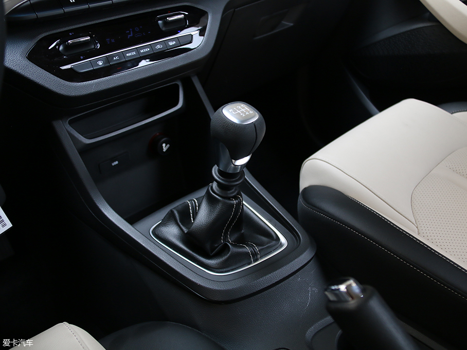 愛卡實拍全新寶駿360