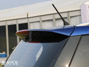 愛卡實拍全新寶駿360