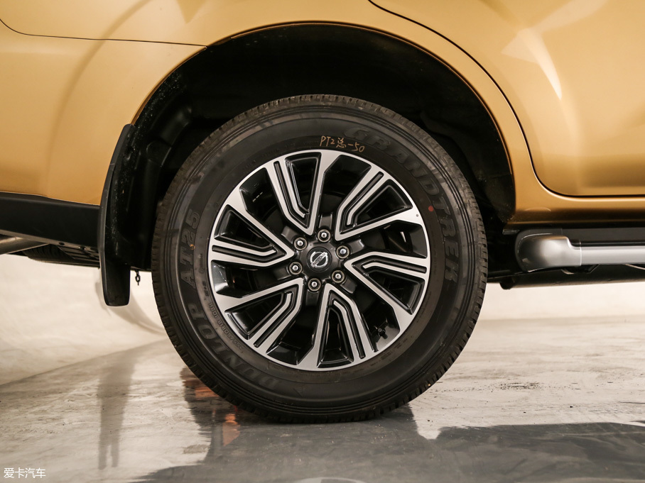 愛卡汽車實拍TERRA途達