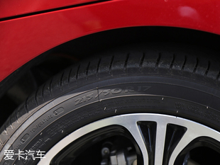 名爵6插電混動版