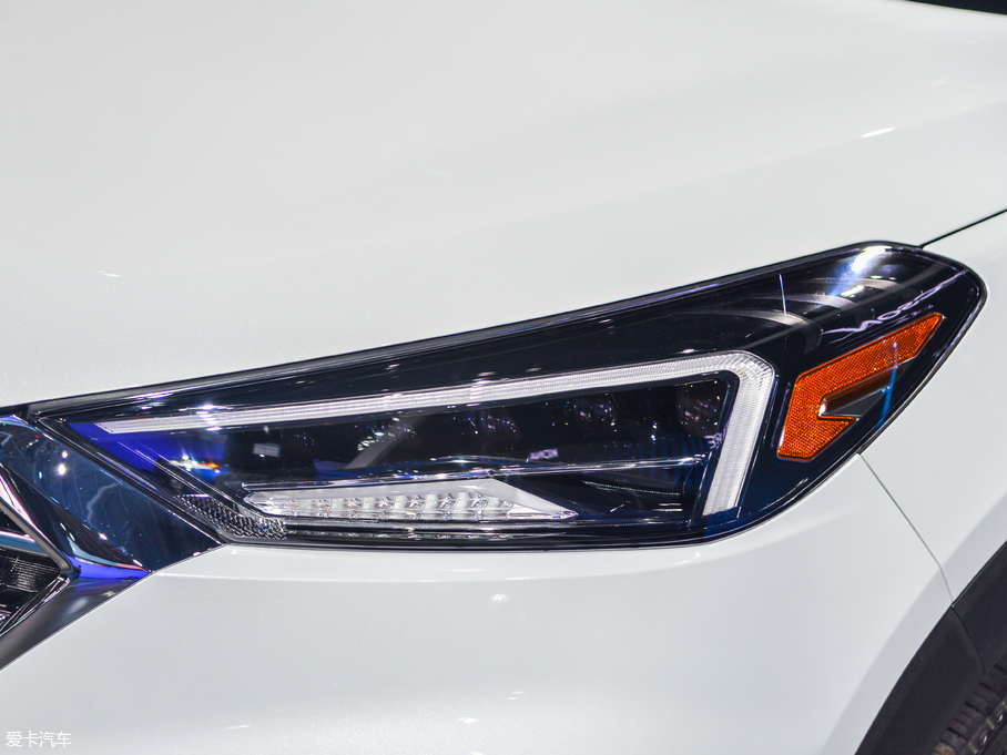 豐田RAV4對(duì)比現(xiàn)代途勝