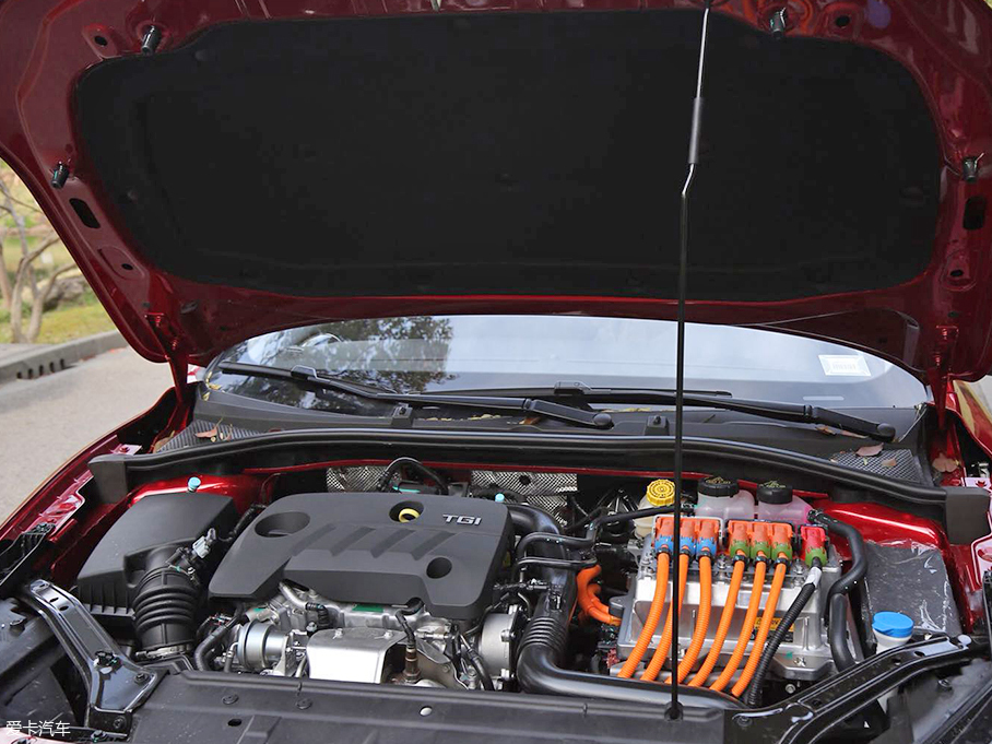 打造年輕系 靜態體驗名爵6插電混動版