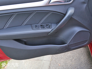 打造年輕系 靜態體驗名爵6插電混動版