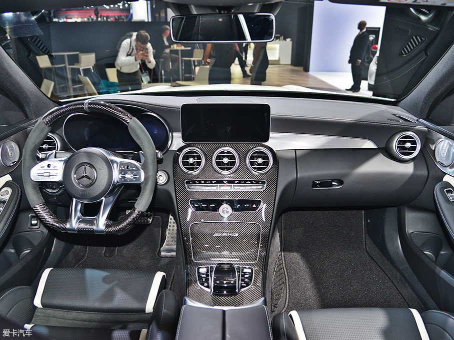 RS5对比C63