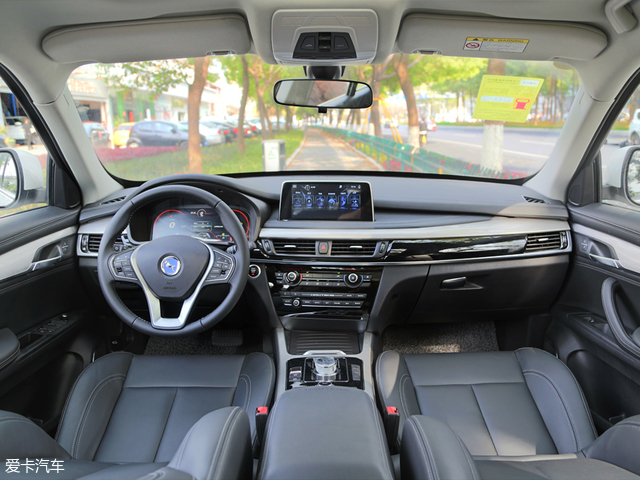 丰富产品线 爱卡抢先实拍汉腾x7 phev:内饰配色更年轻/具有科技感